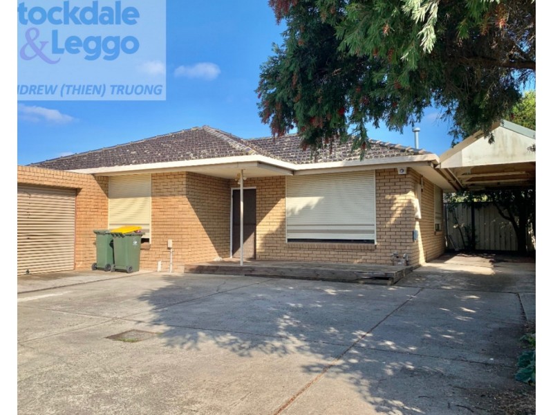 2/21 Adams Street, St Albans VIC 3021