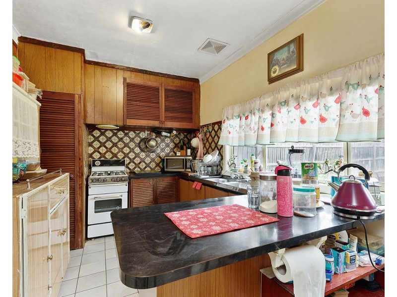 7 Hook Street, St Albans VIC 3021