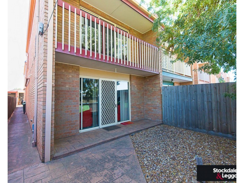 2/48-50 WILLIAM Street, St Albans VIC 3021