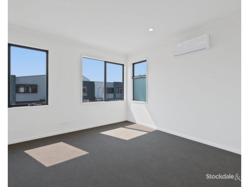 14 Teague Crescent, Braybrook VIC 3019