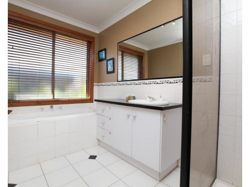 22 Chisholm Drive, Caroline Springs VIC 3023