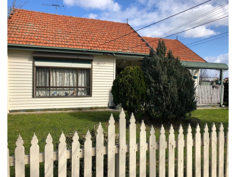41 Station Avenue, St Albans VIC 3021