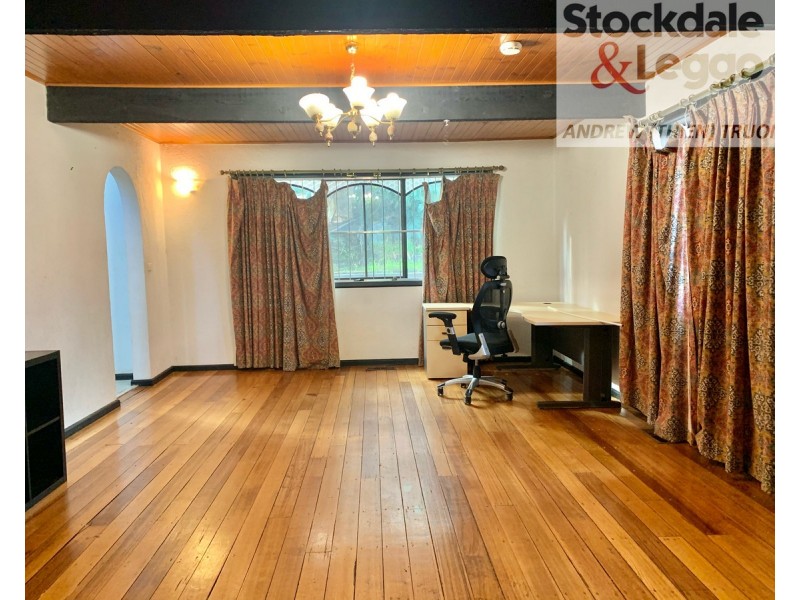 21 Riverside Avenue, Keilor VIC 3036