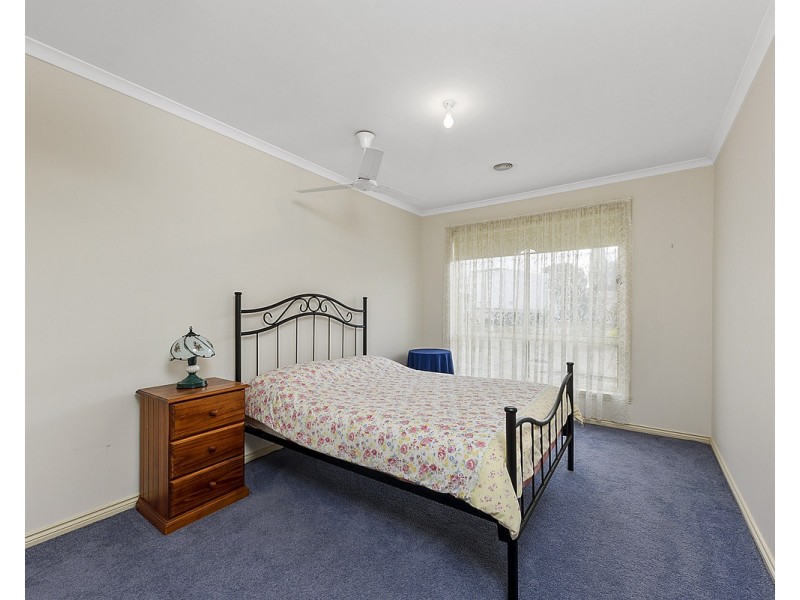 9/30 Nariel Road, Kings Park VIC 3021