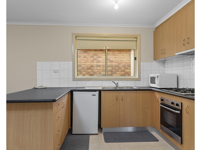 9/30 Nariel Road, Kings Park VIC 3021