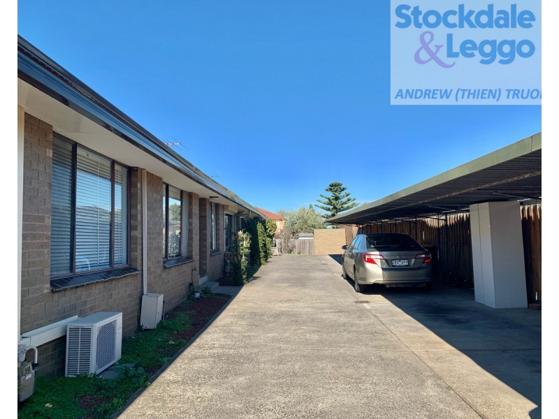 2/13 Adelaide Street, St Albans VIC 3021