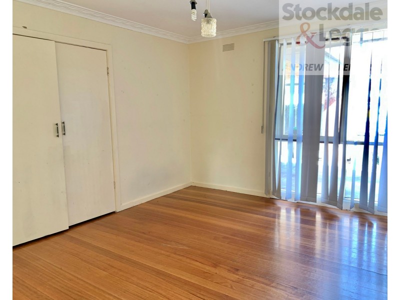 20 Clover Avenue, St Albans VIC 3021