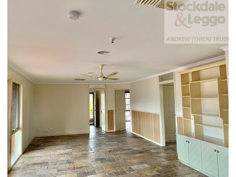 73 Carbine Way, Keilor Downs VIC 3038