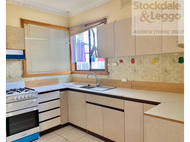 60 walmer Avenue, St Albans VIC 3021