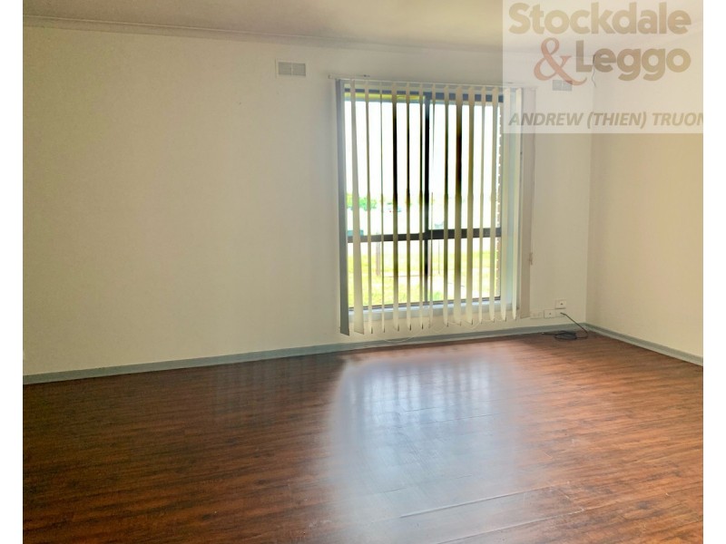 1/1 Cleveland Street, St Albans VIC 3021