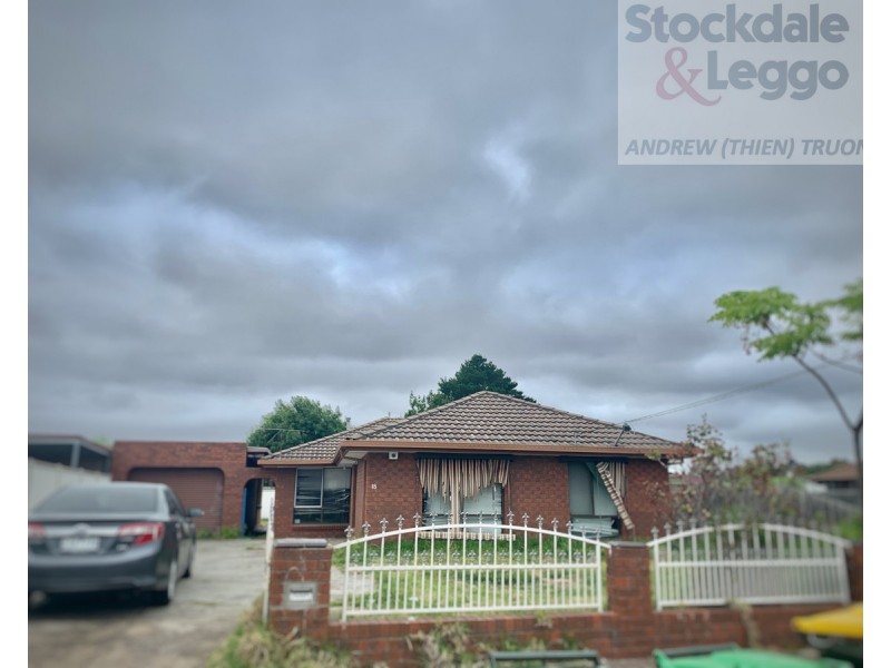 18 Lancelot Court, Kings Park VIC 3021