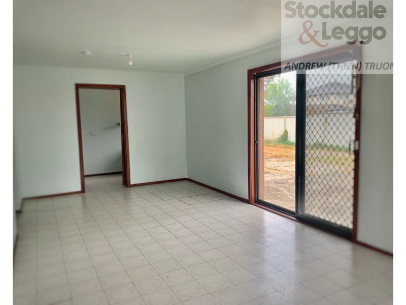 18 Lancelot Court, Kings Park VIC 3021