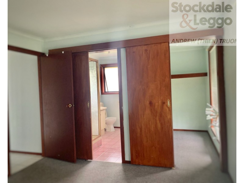 18 Lancelot Court, Kings Park VIC 3021