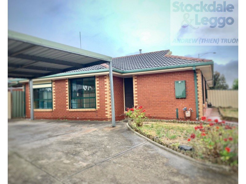 19 Paringa Drive, St Albans VIC 3021