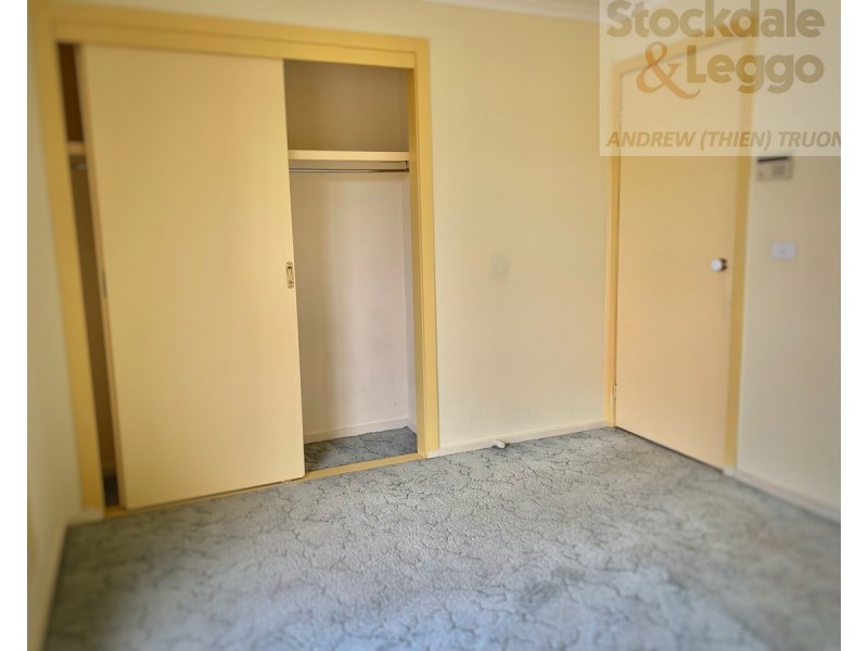 19 Paringa Drive, St Albans VIC 3021