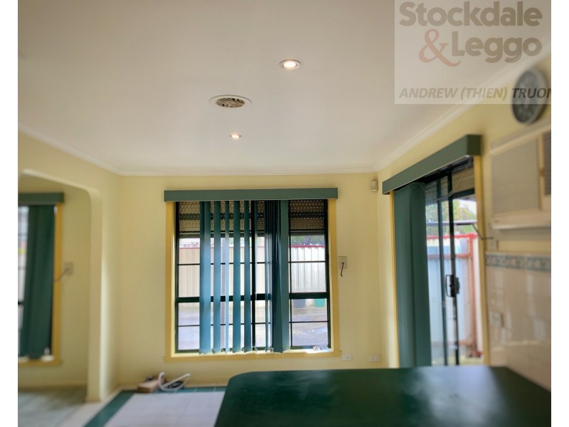 19 Paringa Drive, St Albans VIC 3021