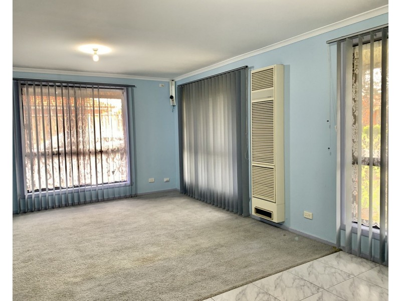 3 Sandstone Court, Delahey VIC 3037