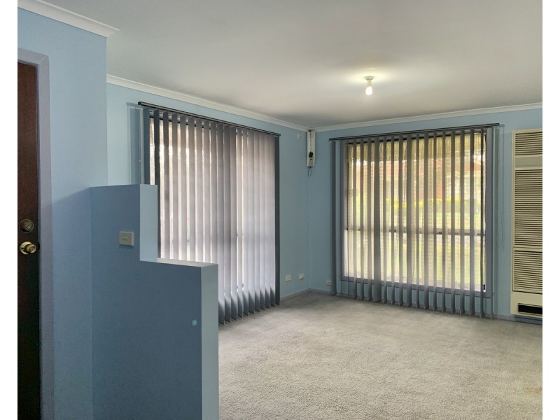 3 Sandstone Court, Delahey VIC 3037