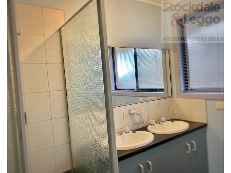 3 Sandstone Court, Delahey VIC 3037