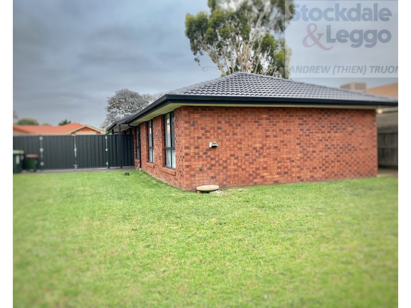 3 Sandstone Court, Delahey VIC 3037