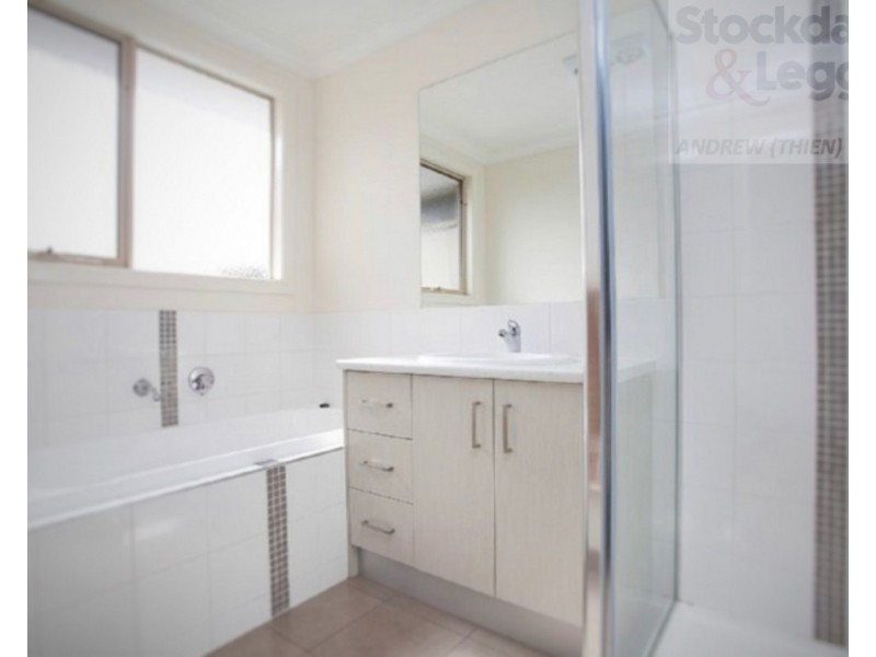 1/18 Kate Street, St Albans VIC 3021