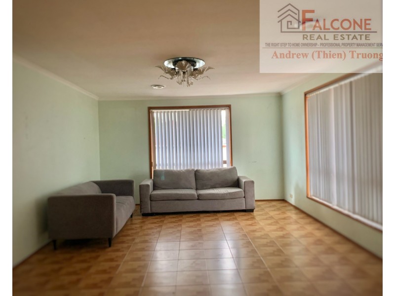 25 Kurung Drive, Kings Park VIC 3021