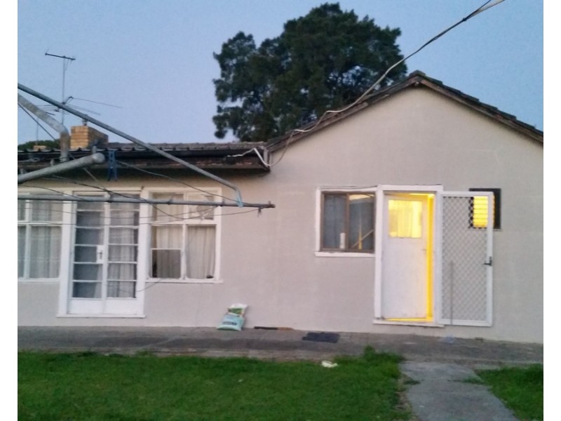 1 McArthur Avenue, St Albans VIC 3021