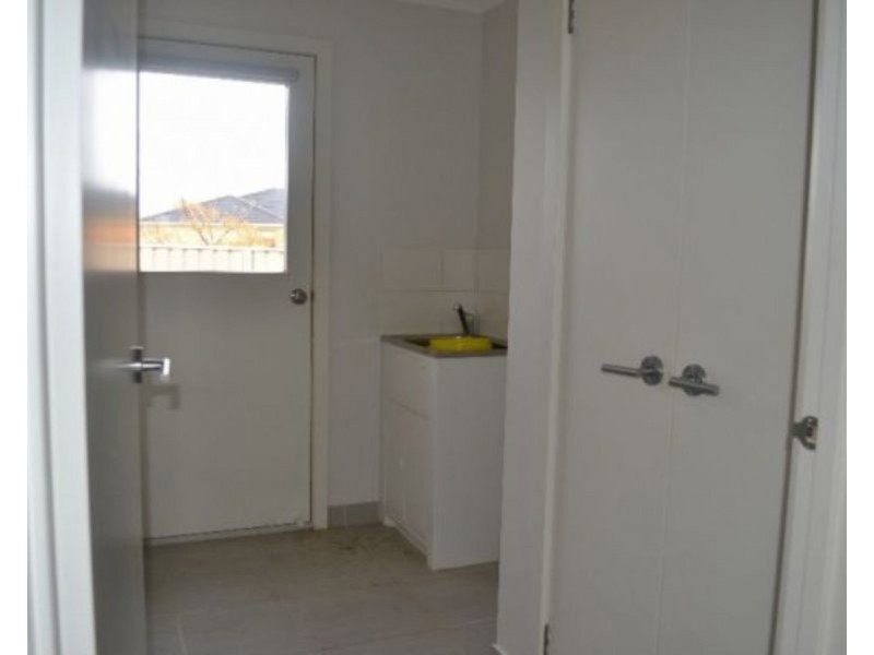 88 George Street, Taylors Hill VIC 3037