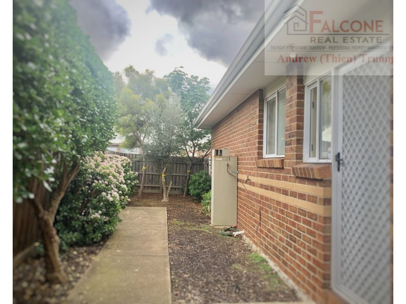 1/239 MAIN ROAD WEST, St Albans VIC 3021