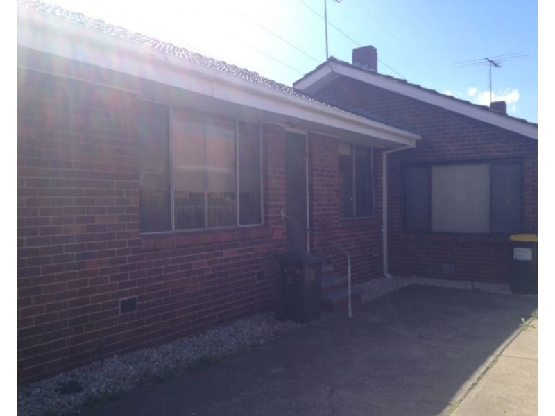 2/37 St Albans Road, St Albans VIC 3021