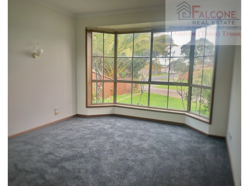 2/26 Graceburn Grove, St Albans VIC 3021