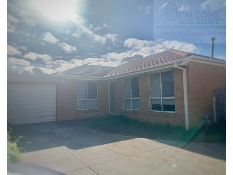 2/10 Glyndon Avenue, St Albans VIC 3021