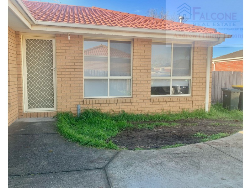 2/10 Glyndon Avenue, St Albans VIC 3021