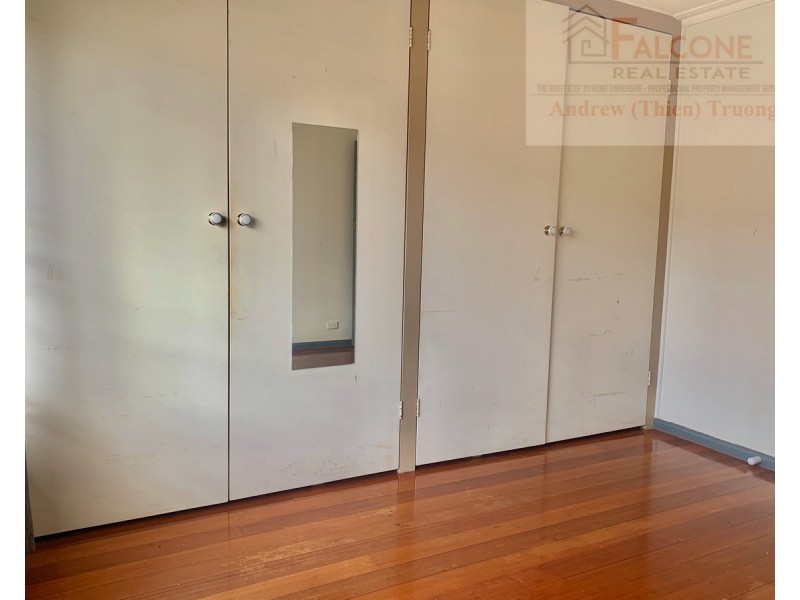 2/8-10 Thorndon Drive, St Albans VIC 3021