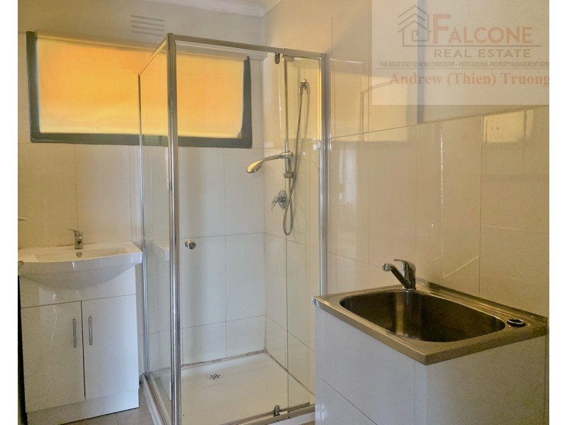 2/8-10 Thorndon Drive, St Albans VIC 3021