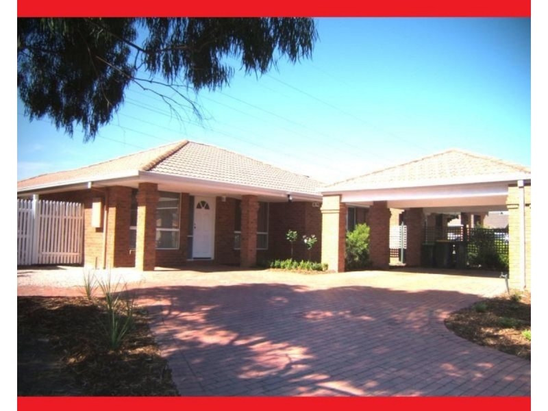 8 Maculata Close, St Albans VIC 3021