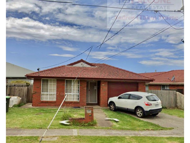 66B EAST Esplanade, St Albans VIC 3021