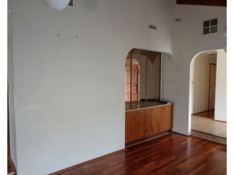 632 Main Road West, St Albans VIC 3021