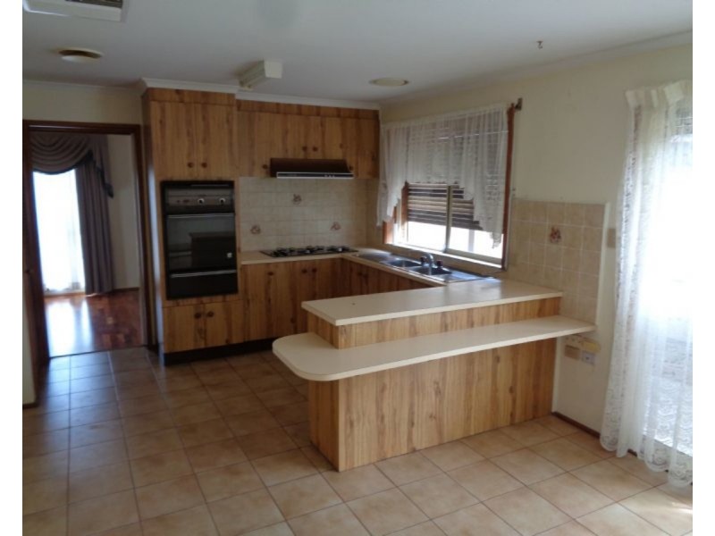 632 Main Road West, St Albans VIC 3021