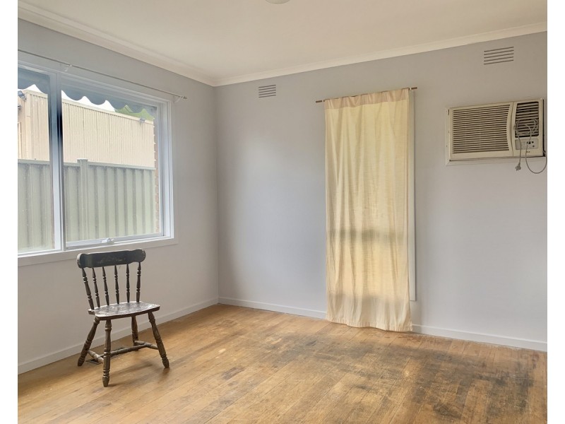 16 George Street, Sunshine VIC 3020