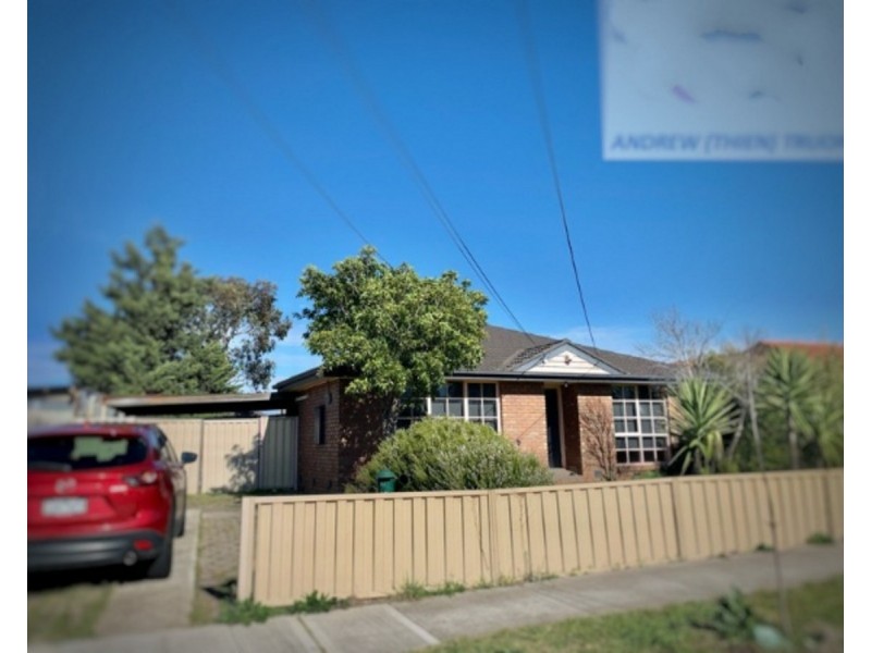 27 Pottenger Way, St Albans VIC 3021