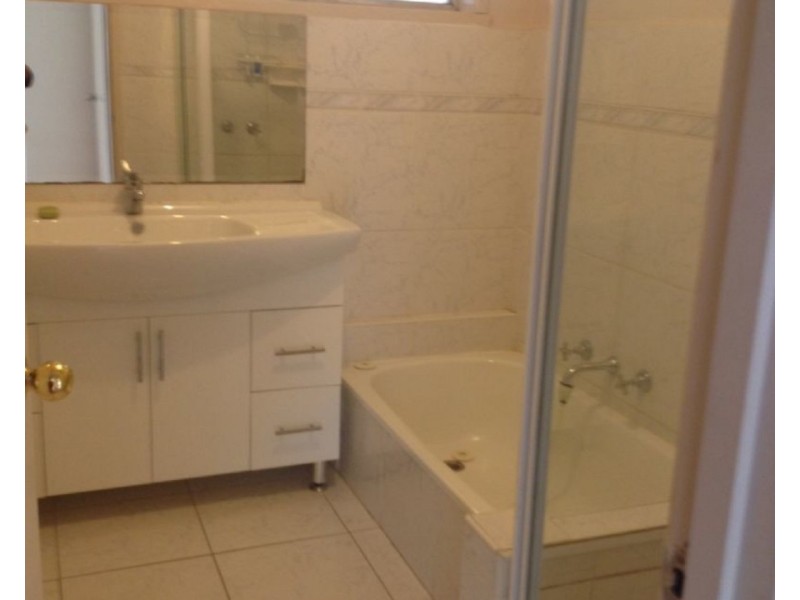 20 Angelique Grove, Albanvale VIC 3021