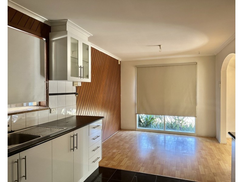 20 Angelique Grove, Albanvale VIC 3021