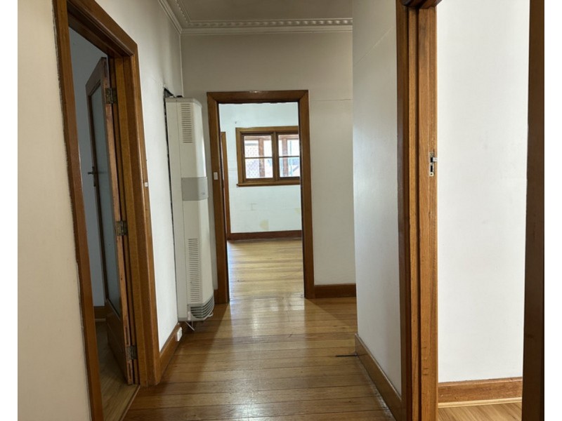 1/21 ELIZABETH Street, St Albans VIC 3021