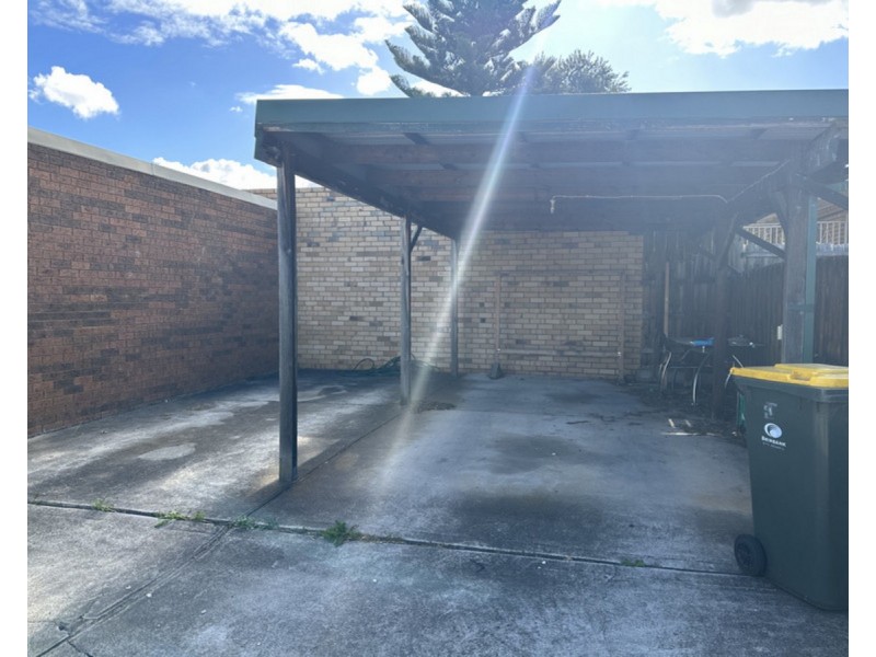 1/21 ELIZABETH Street, St Albans VIC 3021