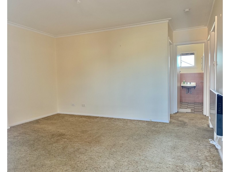 4/37 St Albans Road, St Albans VIC 3021