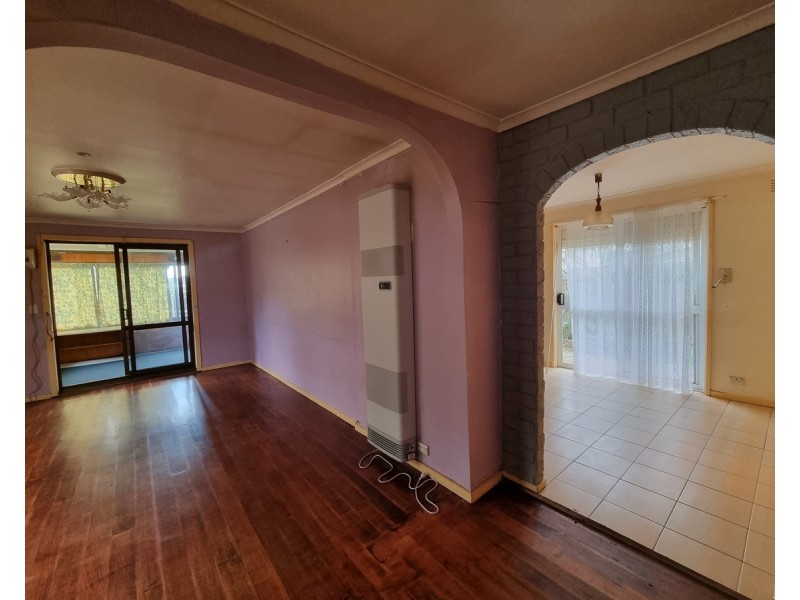 45 Oakwood Road, Albanvale VIC 3021