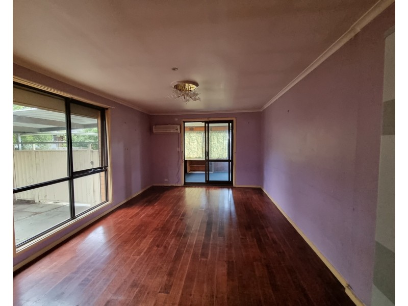 45 Oakwood Road, Albanvale VIC 3021