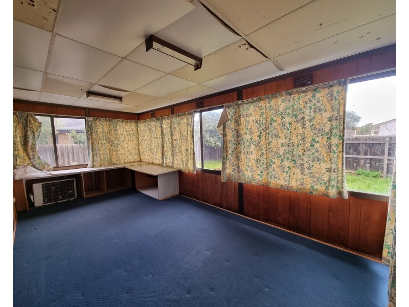 45 Oakwood Road, Albanvale VIC 3021