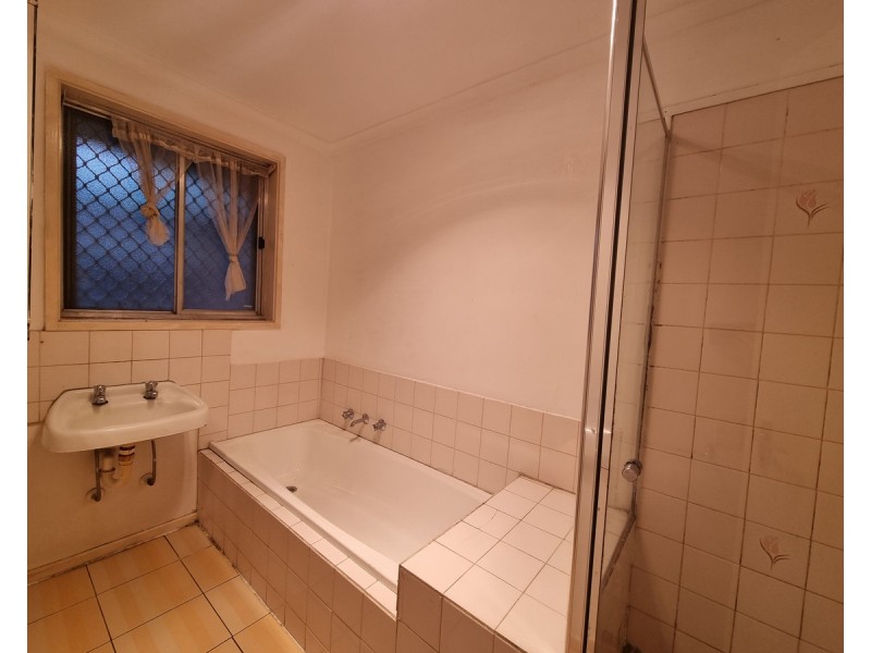 45 Oakwood Road, Albanvale VIC 3021